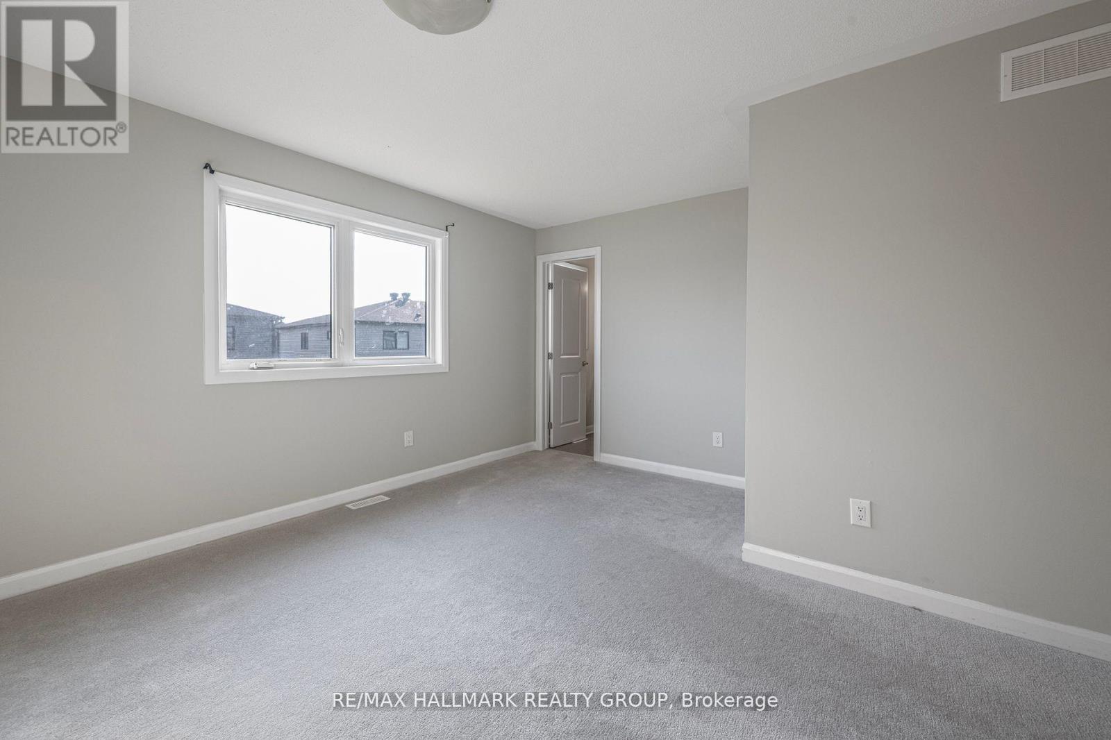 Photo 21 of 646 Hamsa Street, Ottawa ON