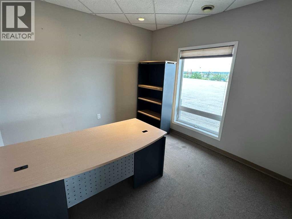 Photo 16 of 9502 99 Street, Clairmont AB