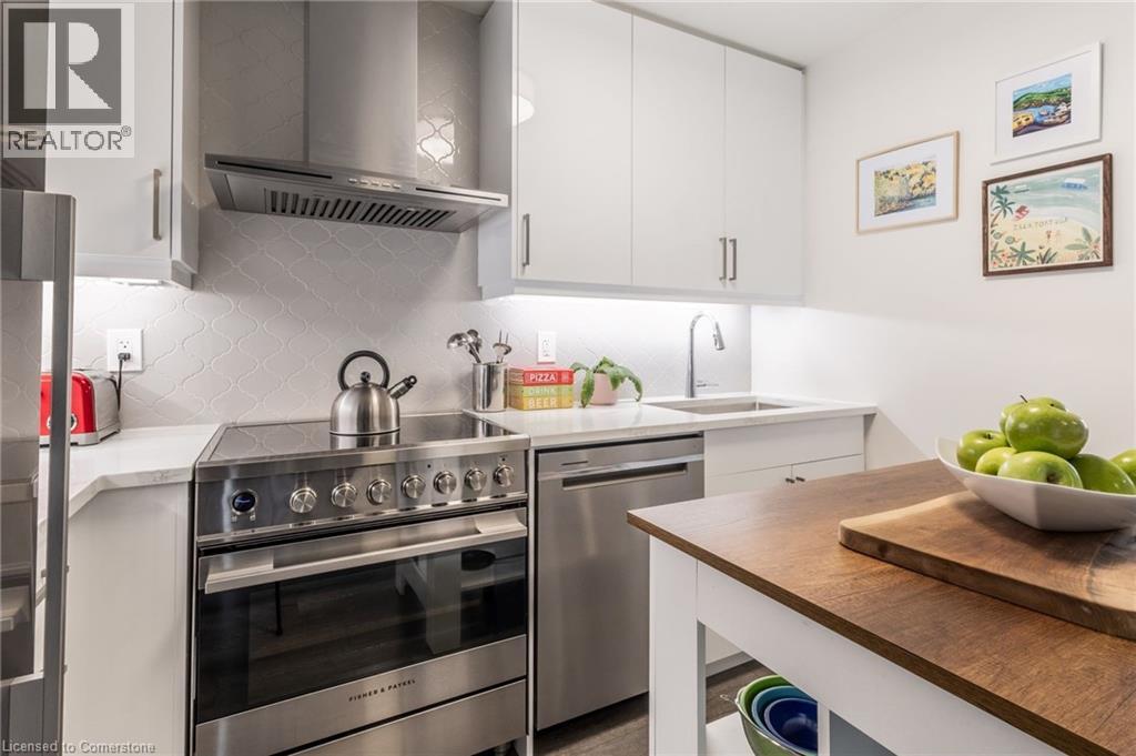 Photo 9 of 500 Brock Avenue Unit 701, Burlington ON