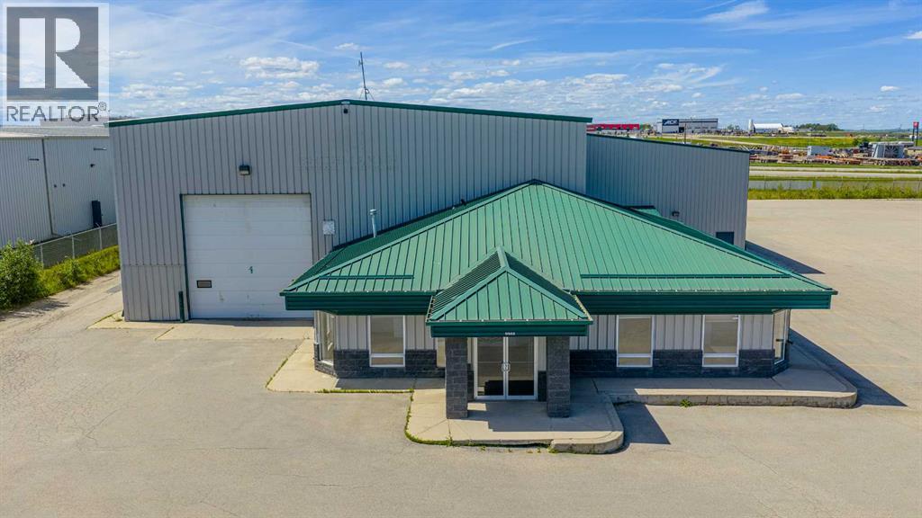 Photo 1 of 9502 99 Street, Clairmont AB