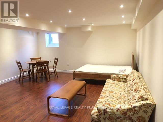 Photo 2 of Bsmt 5412 Bellaggio Crescent, Mississauga ON