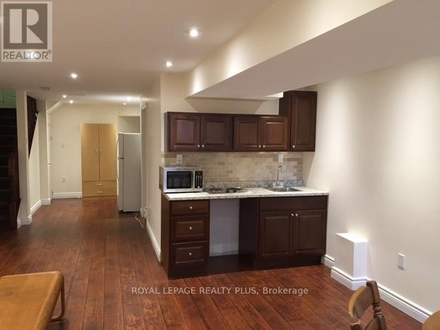 Photo 5 of Bsmt 5412 Bellaggio Crescent, Mississauga ON