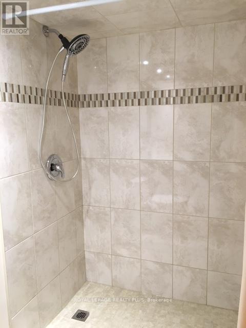 Photo 7 of Bsmt 5412 Bellaggio Crescent, Mississauga ON