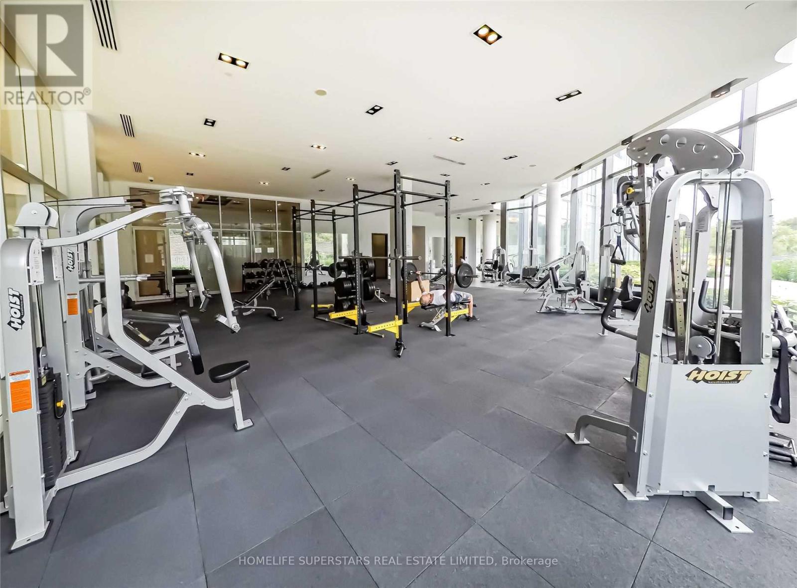Photo 19 of 2112 90 Park Lawn Road, Toronto ON
