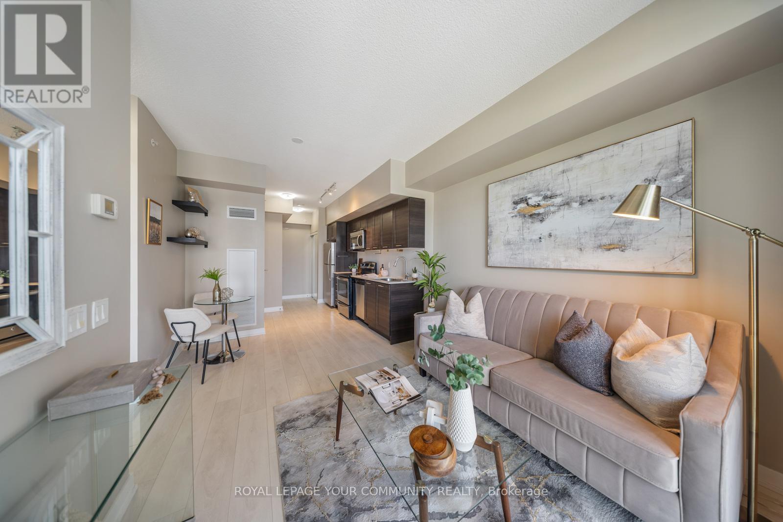 Photo 1 of 3506 2200 Lakeshore Boulevard W, Toronto ON