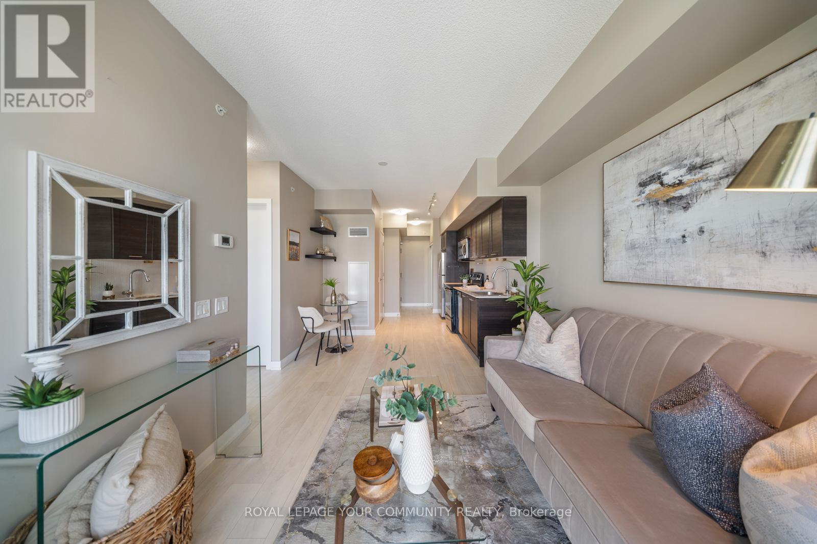 Photo 11 of 3506 2200 Lakeshore Boulevard W, Toronto ON