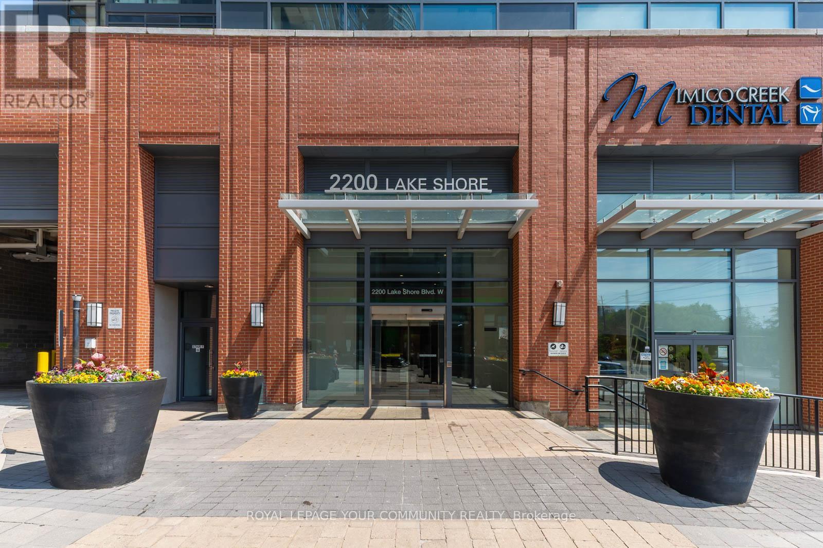 Photo 3 of 3506 2200 Lakeshore Boulevard W, Toronto ON