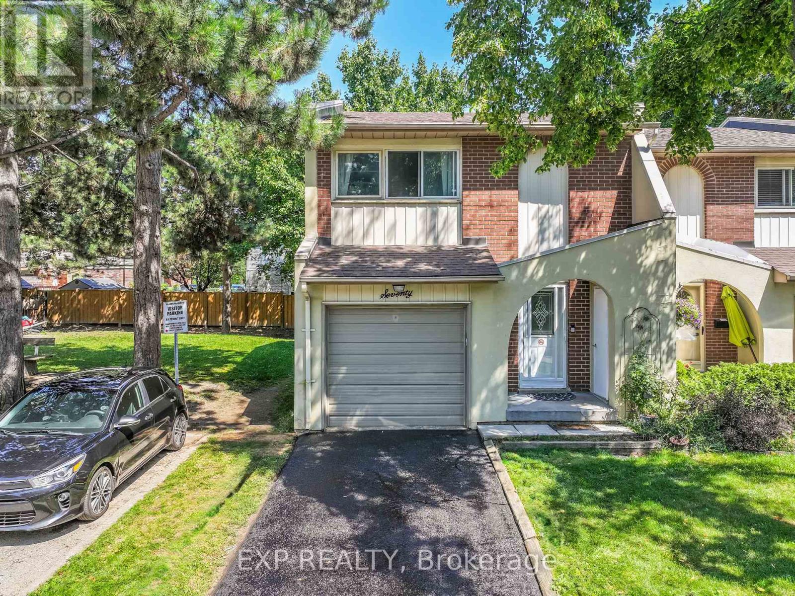 Photo 3 of 70 1180 Mississ Vly Boulevard, Mississauga ON