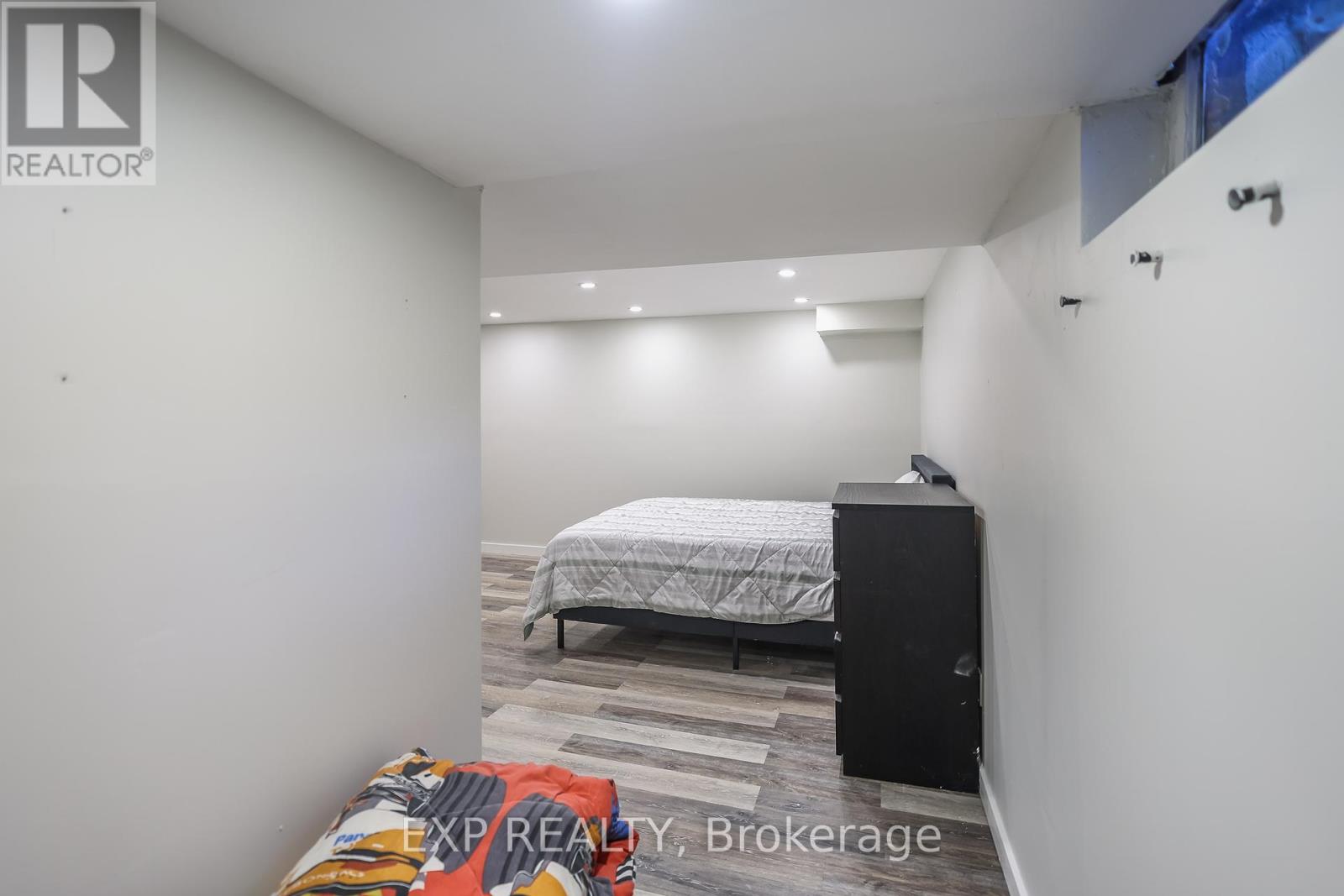 Photo 35 of 70 1180 Mississ Vly Boulevard, Mississauga ON
