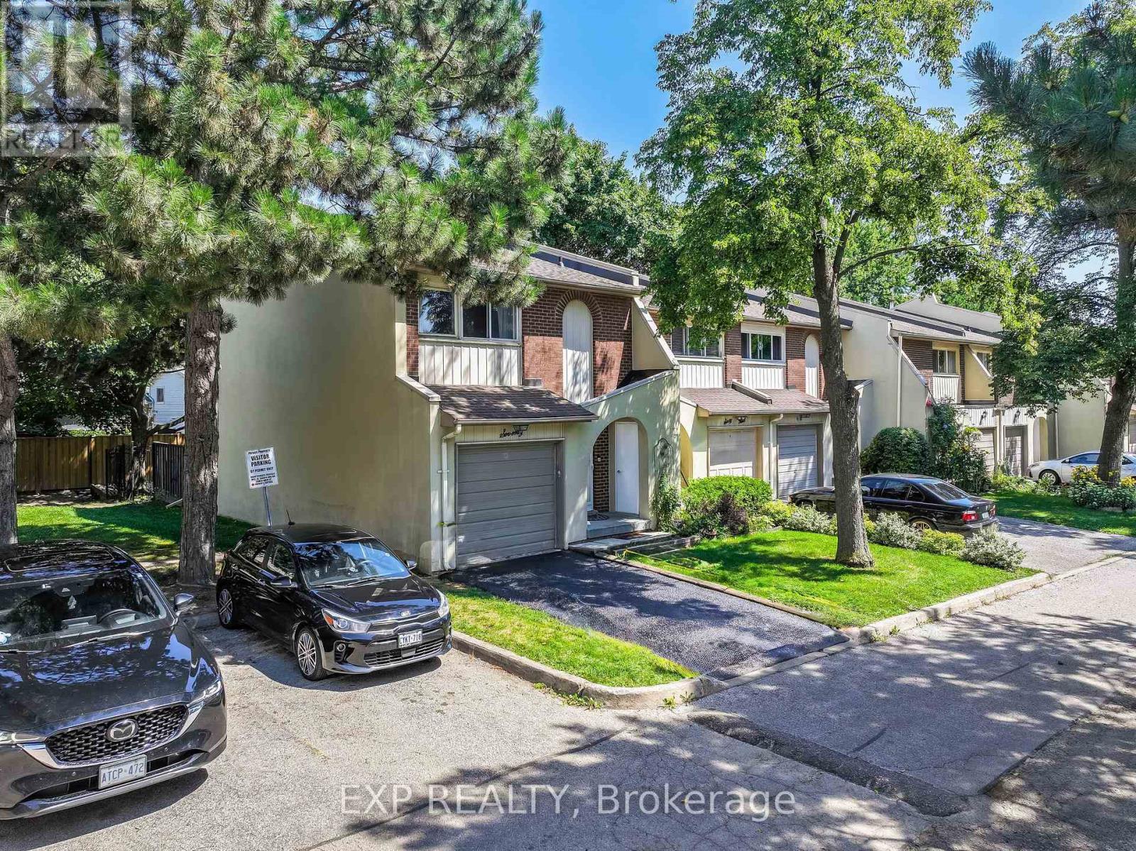 Photo 4 of 70 1180 Mississ Vly Boulevard, Mississauga ON