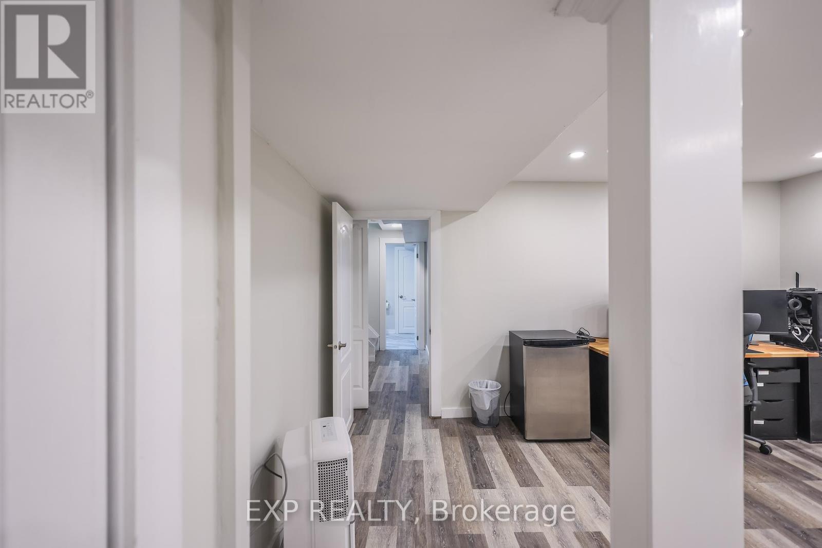 Photo 40 of 70 1180 Mississ Vly Boulevard, Mississauga ON