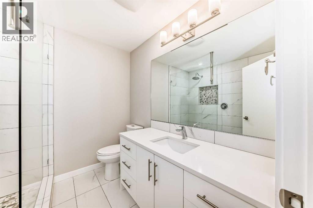 Photo 35 of 51 Strathearn Crescent Sw, Calgary AB