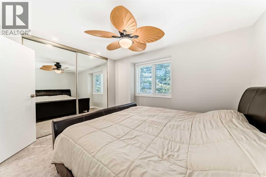 Photo 29 of 51 Strathearn Crescent Sw, Calgary AB