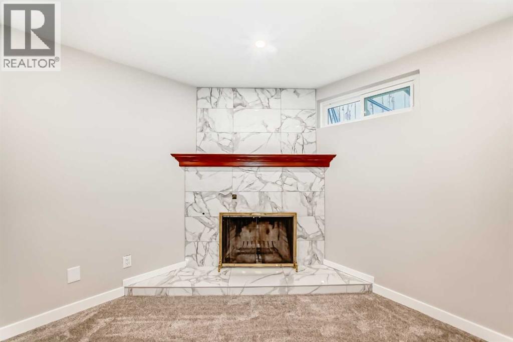 Photo 42 of 51 Strathearn Crescent Sw, Calgary AB
