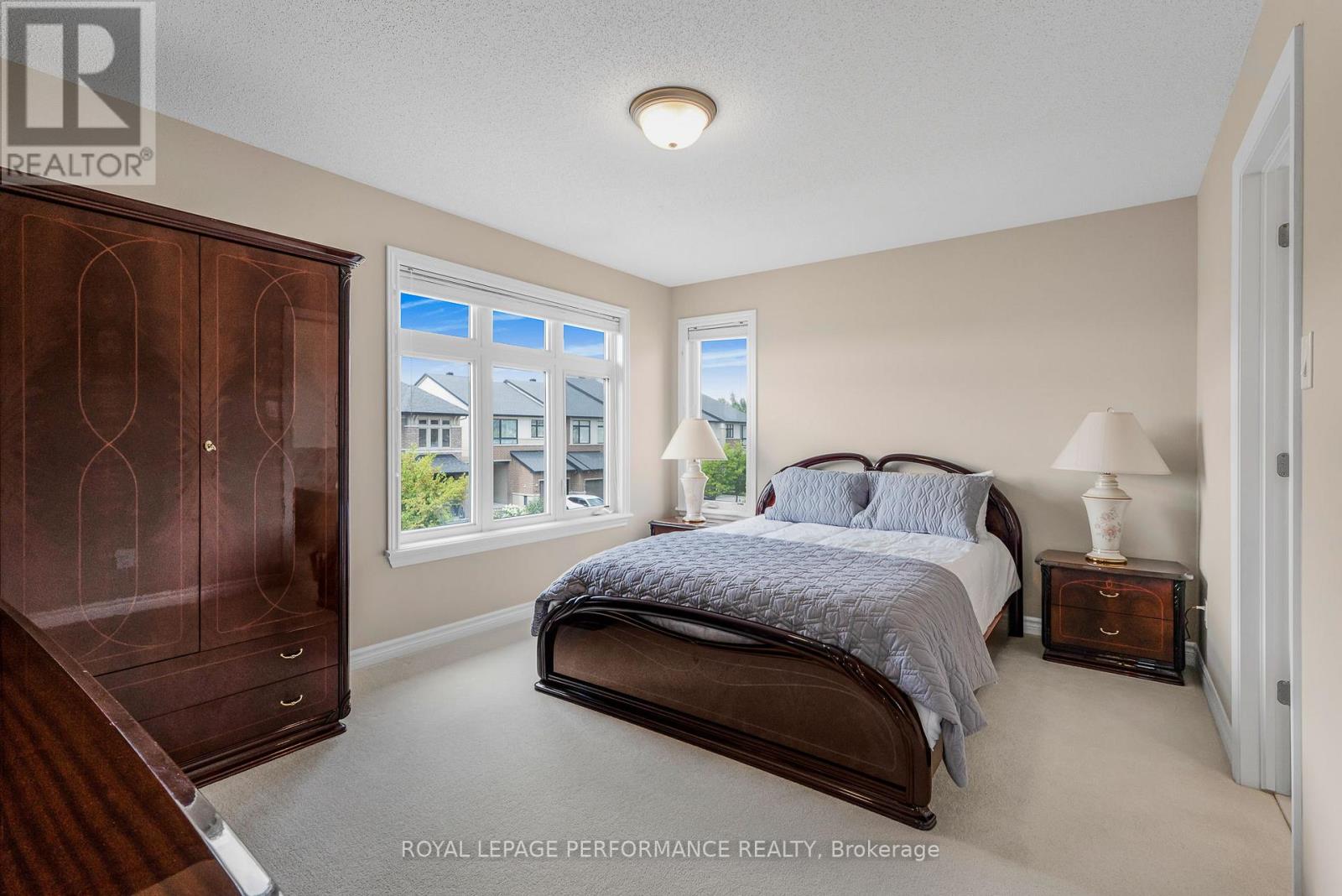 Photo 22 of 328 Ballinville Circle, Ottawa ON