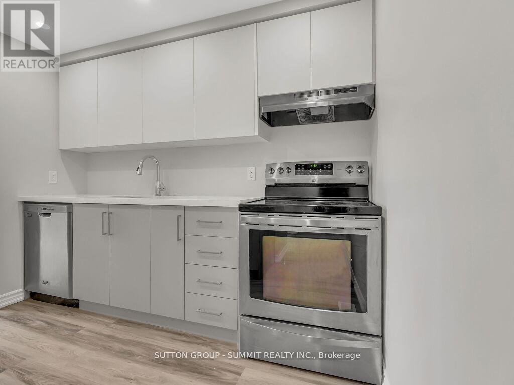 Photo 5 of 2 Grandridge Crescent, Guelph ON