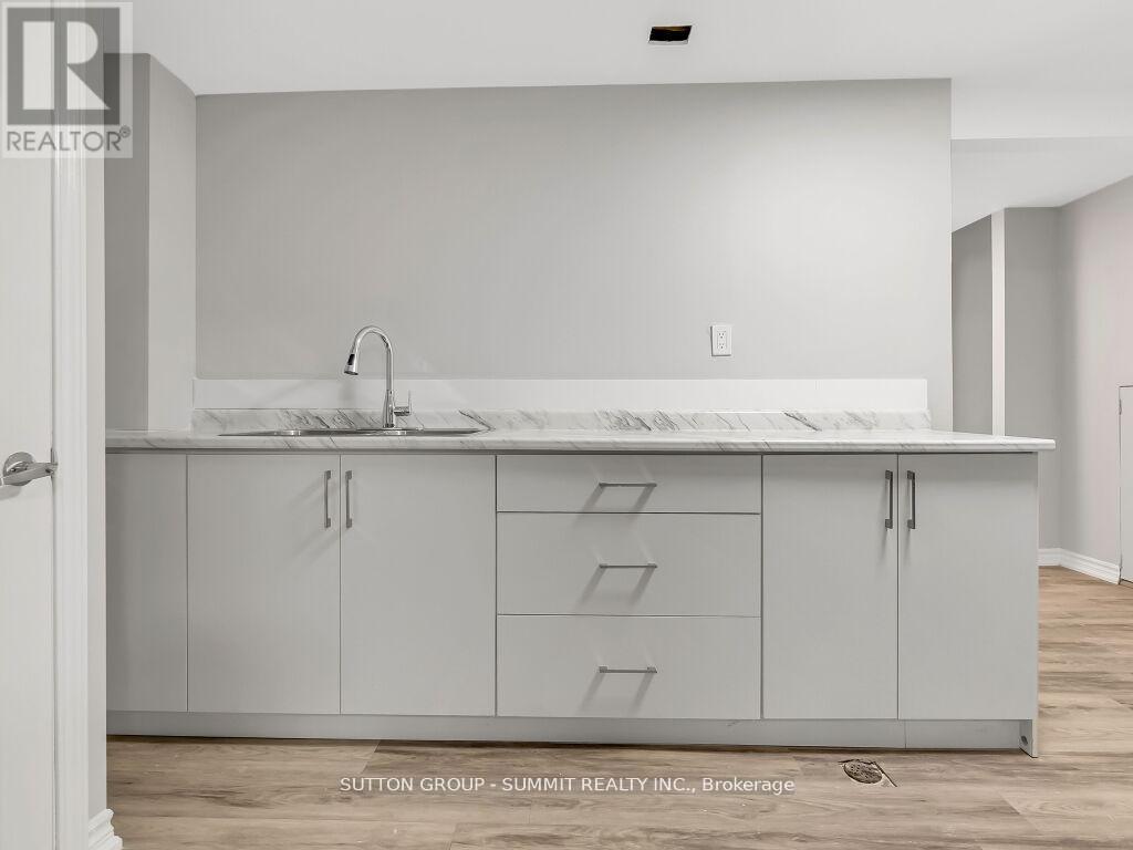 Photo 8 of 2 Grandridge Crescent, Guelph ON