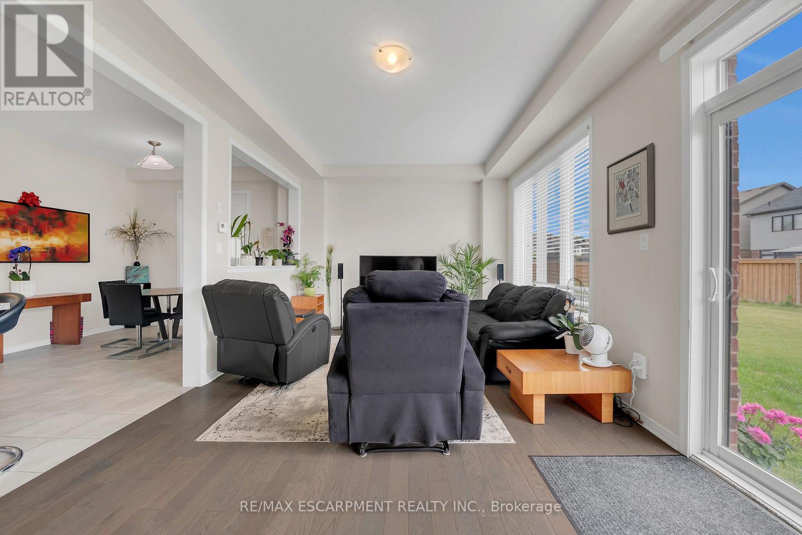 Photo 14 of 57 Queen Mary Boulevard, Hamilton ON