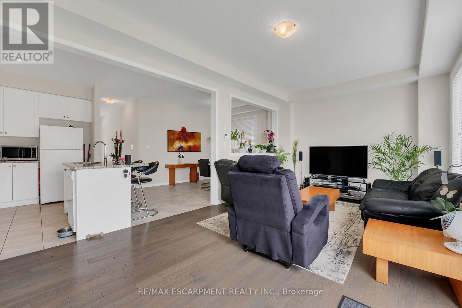 Photo 15 of 57 Queen Mary Boulevard, Hamilton ON