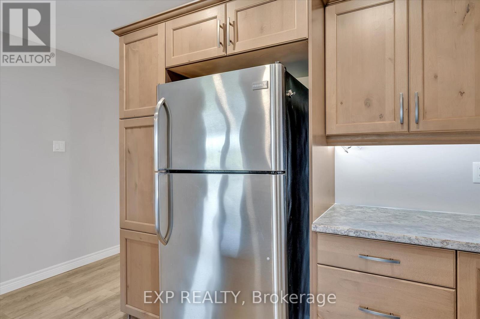 Photo 31 of 29 Darrell Drain Crescent, Asphodelnorwood ON