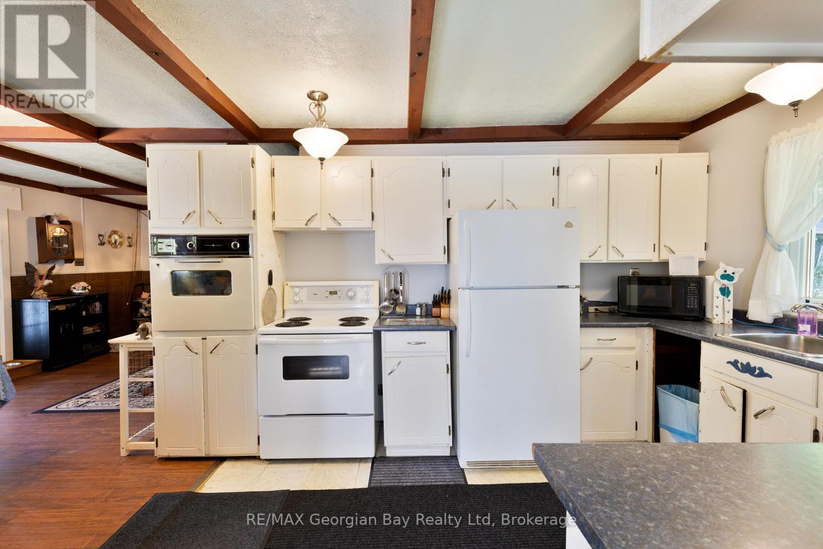 Photo 21 of 426 David Avenue, Tay ON