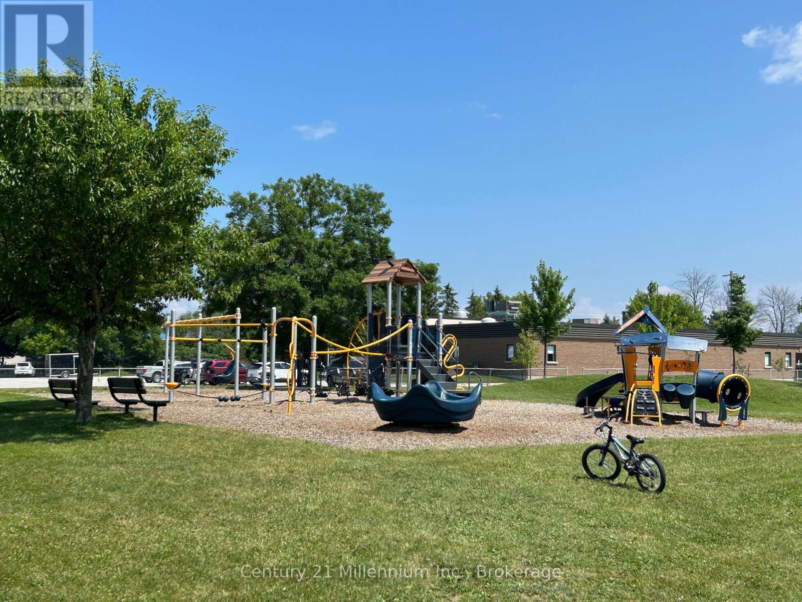 Photo 18 of 202 460 Ontario Street, Collingwood ON