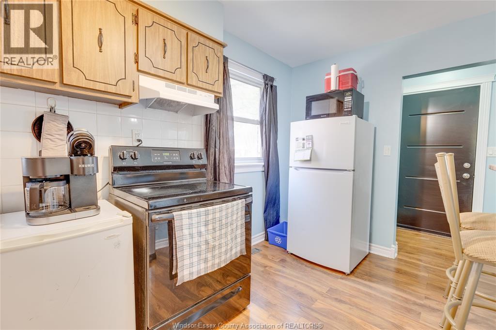 Photo 15 of 1075 Prado Place, Windsor ON