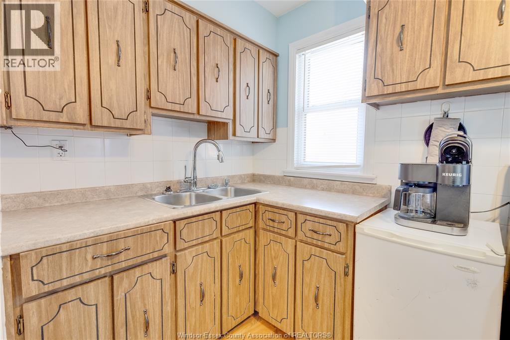 Photo 16 of 1075 Prado Place, Windsor ON