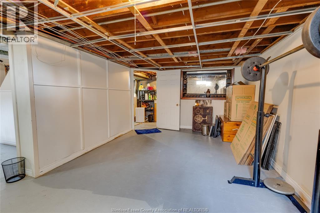 Photo 30 of 1075 Prado Place, Windsor ON
