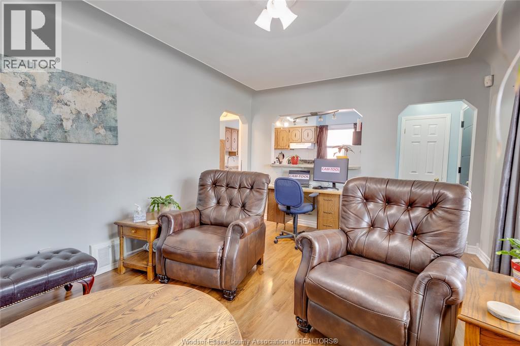 Photo 9 of 1075 Prado Place, Windsor ON