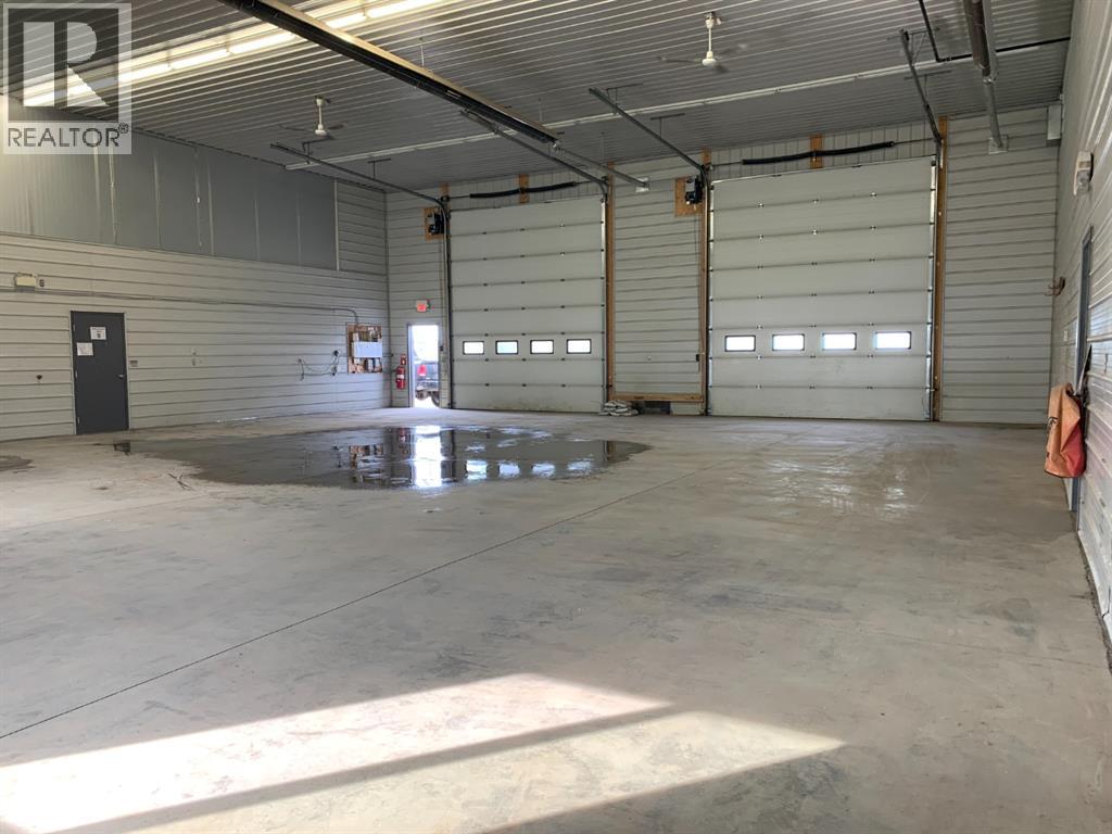 Photo 23 of 7028 4 Avenue, Edson AB