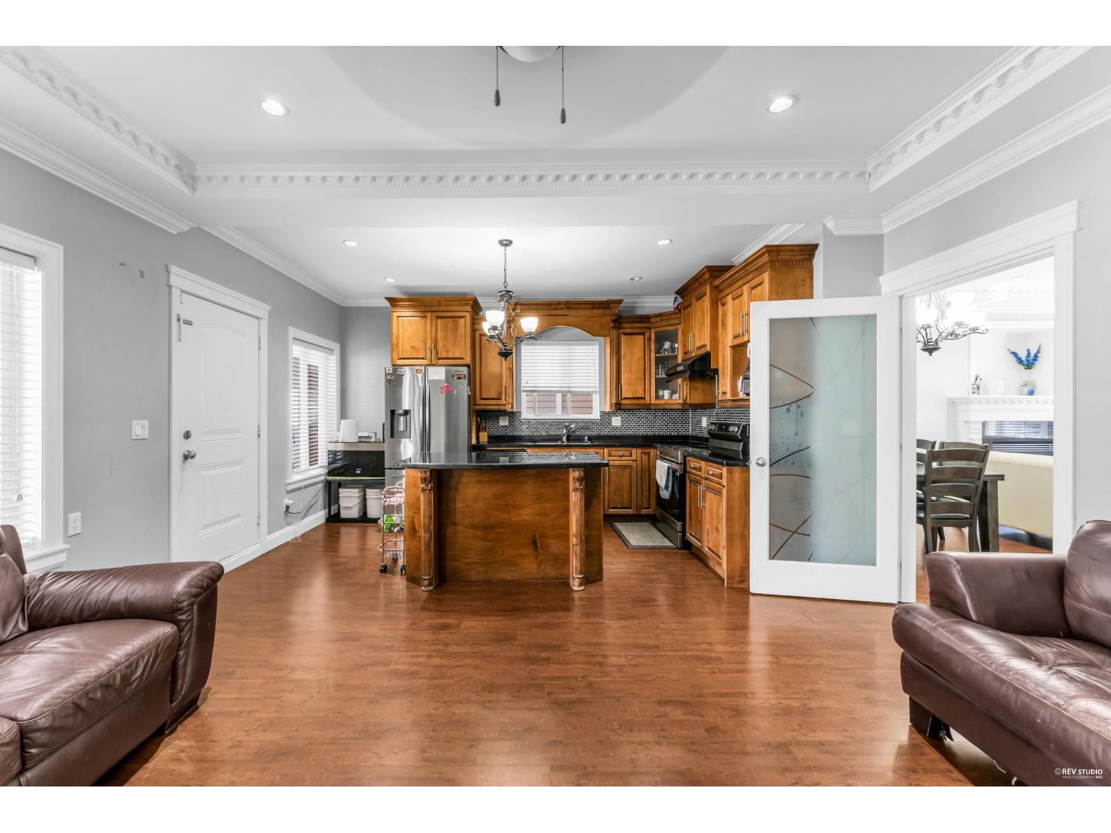 Photo 10 of 7059 144 B Street, Surrey BC