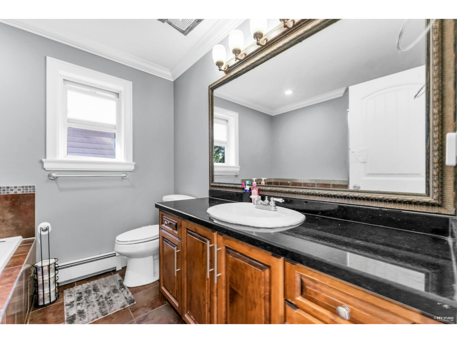 Photo 22 of 7059 144 B Street, Surrey BC