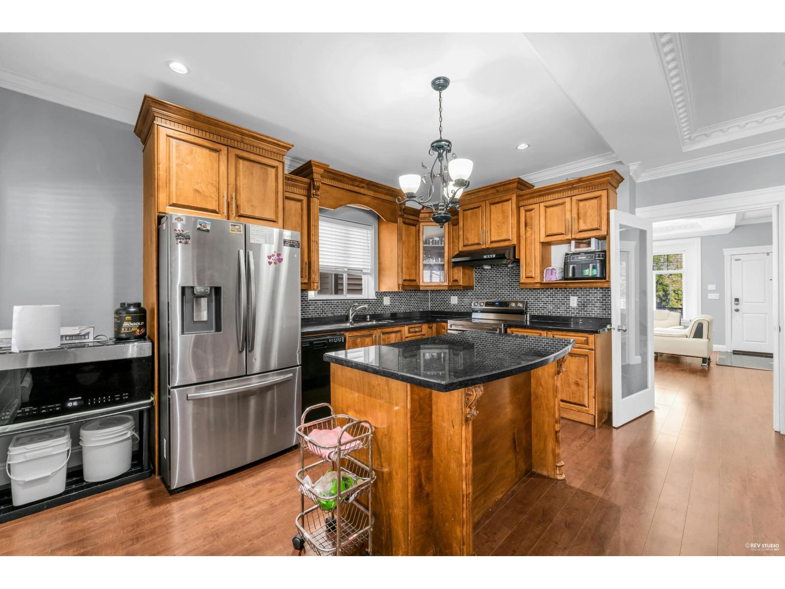 Photo 14 of 7059 144 B Street, Surrey BC
