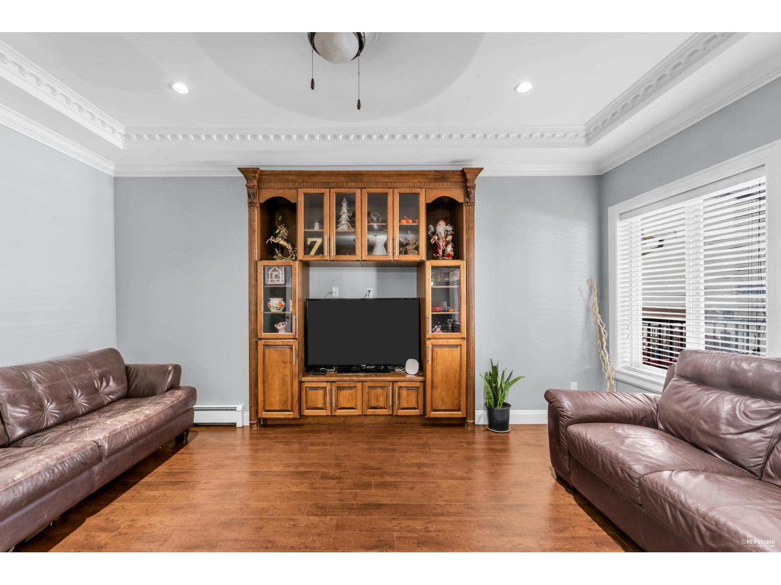 Photo 13 of 7059 144 B Street, Surrey BC