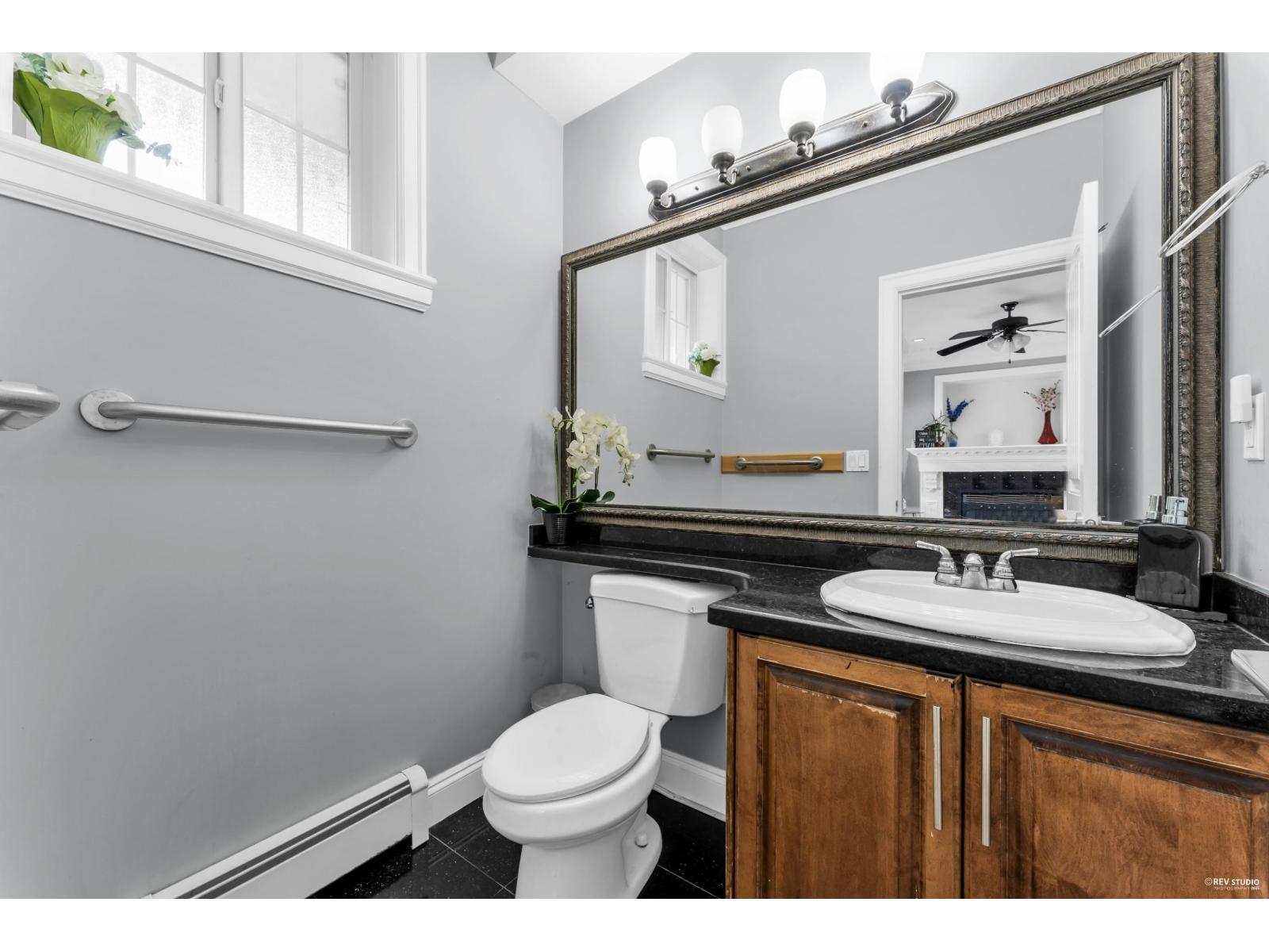 Photo 20 of 7059 144 B Street, Surrey BC