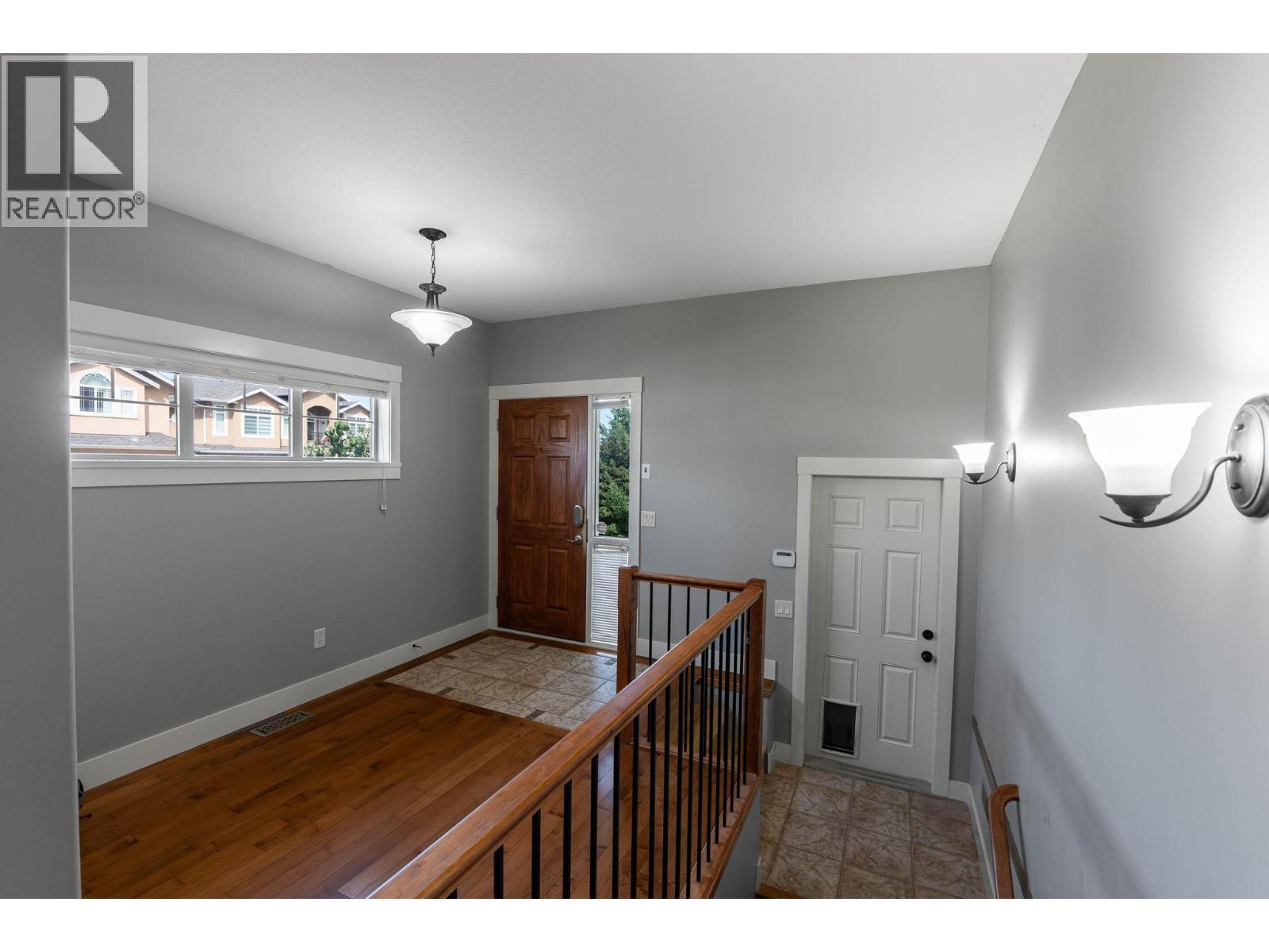Photo 38 of 447 Stetson Street, Kelowna BC