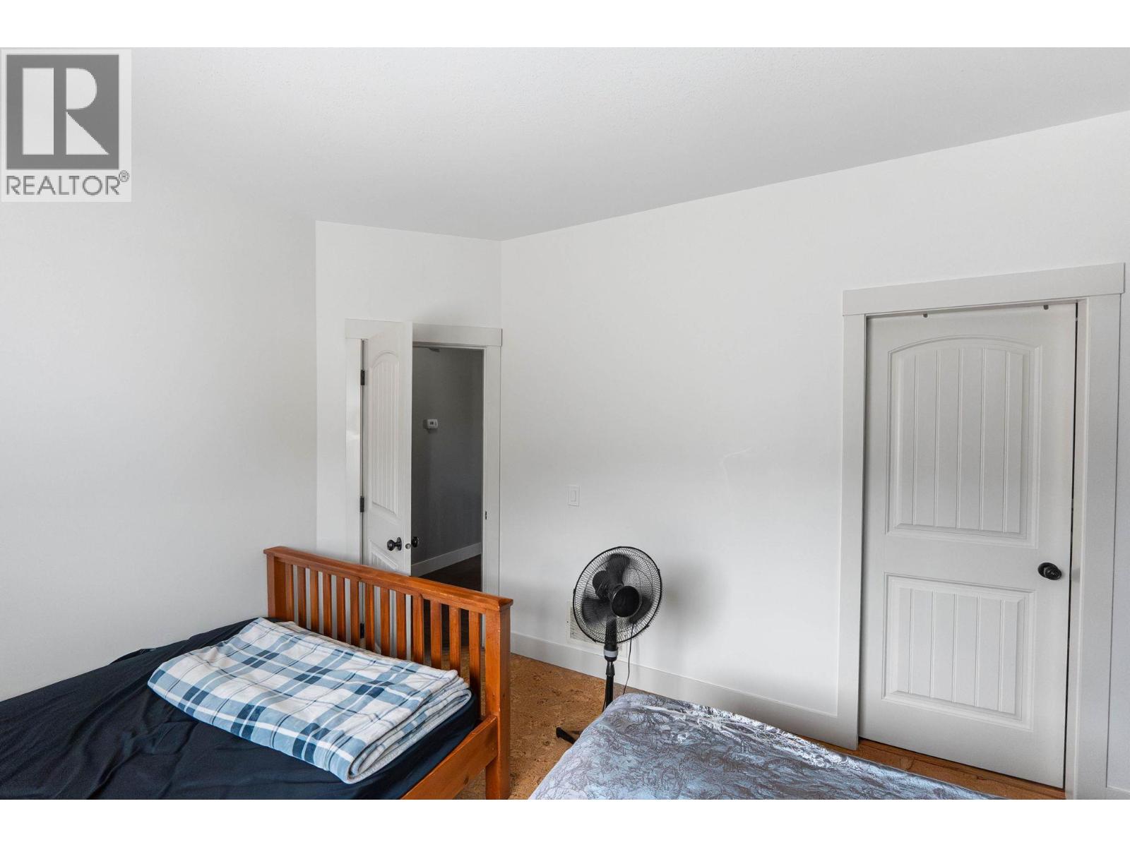 Photo 41 of 447 Stetson Street, Kelowna BC