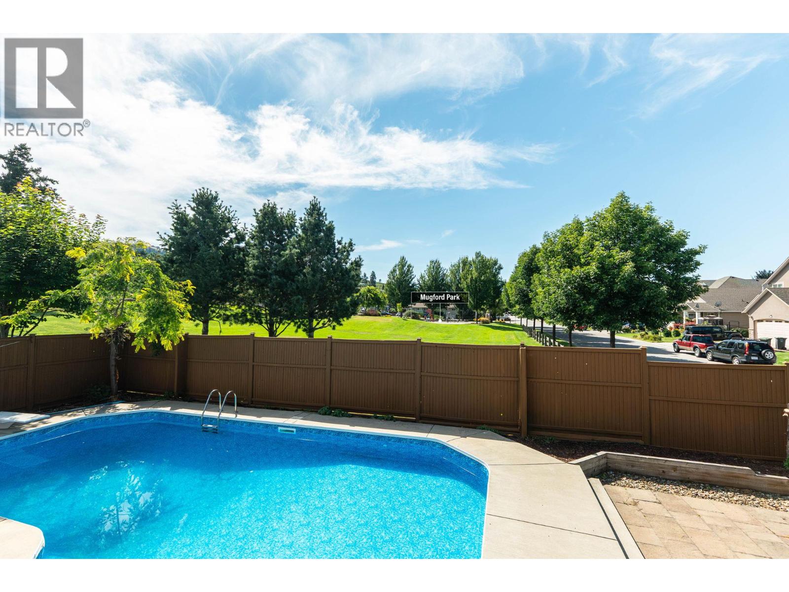 Photo 37 of 447 Stetson Street, Kelowna BC
