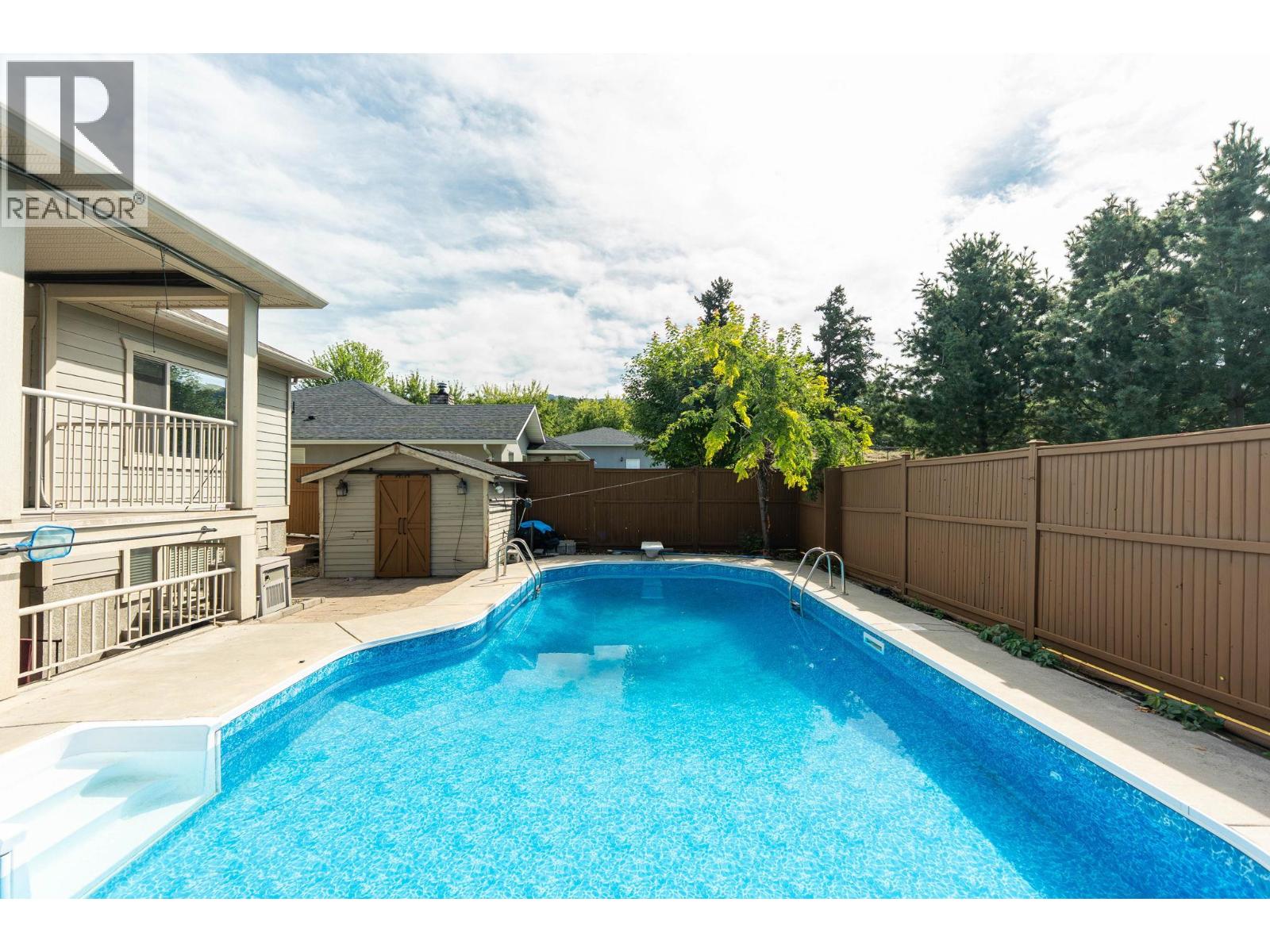 Photo 32 of 447 Stetson Street, Kelowna BC