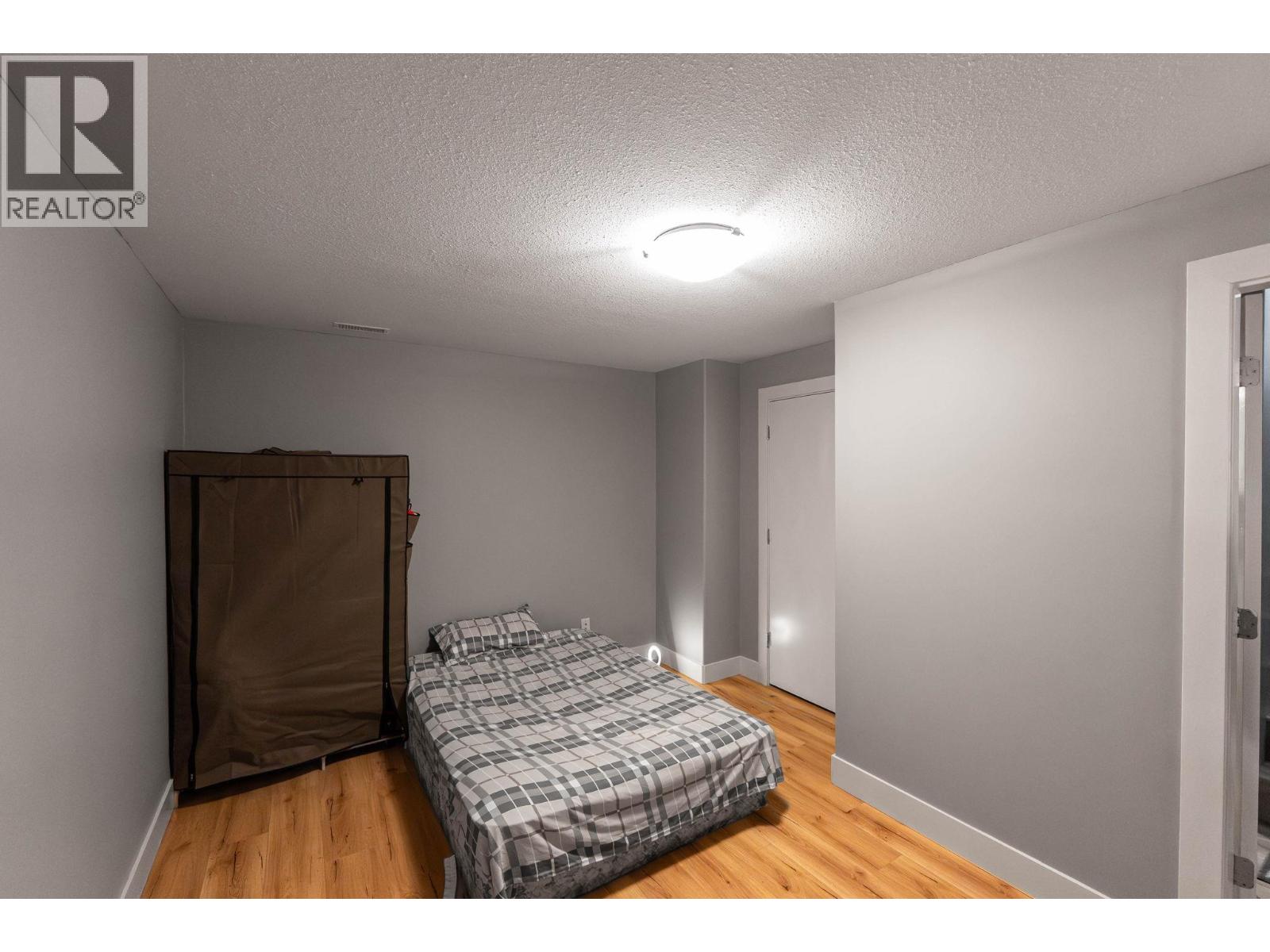 Photo 28 of 447 Stetson Street, Kelowna BC
