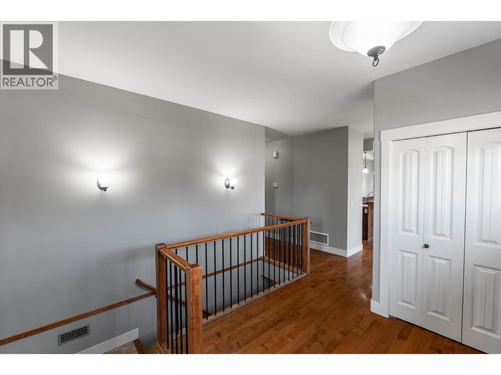 Photo 1 of 447 Stetson Street, Kelowna BC