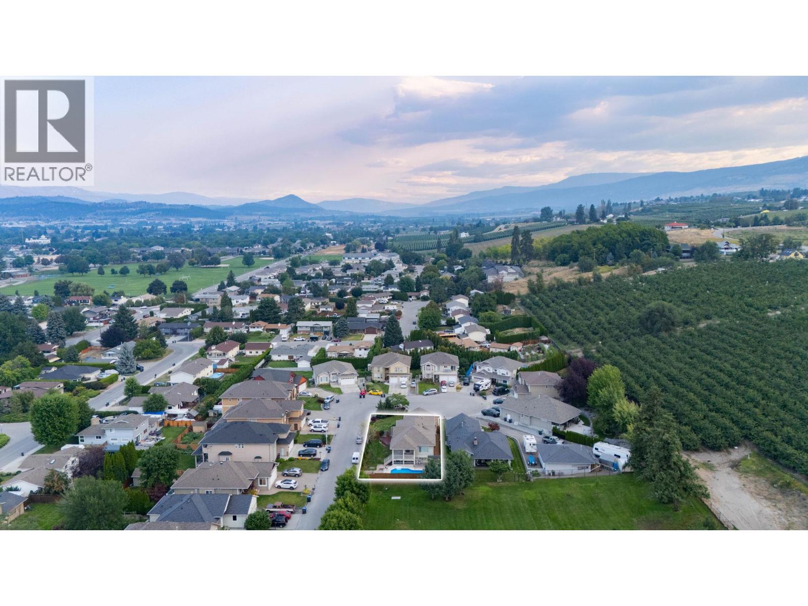 Photo 26 of 447 Stetson Street, Kelowna BC