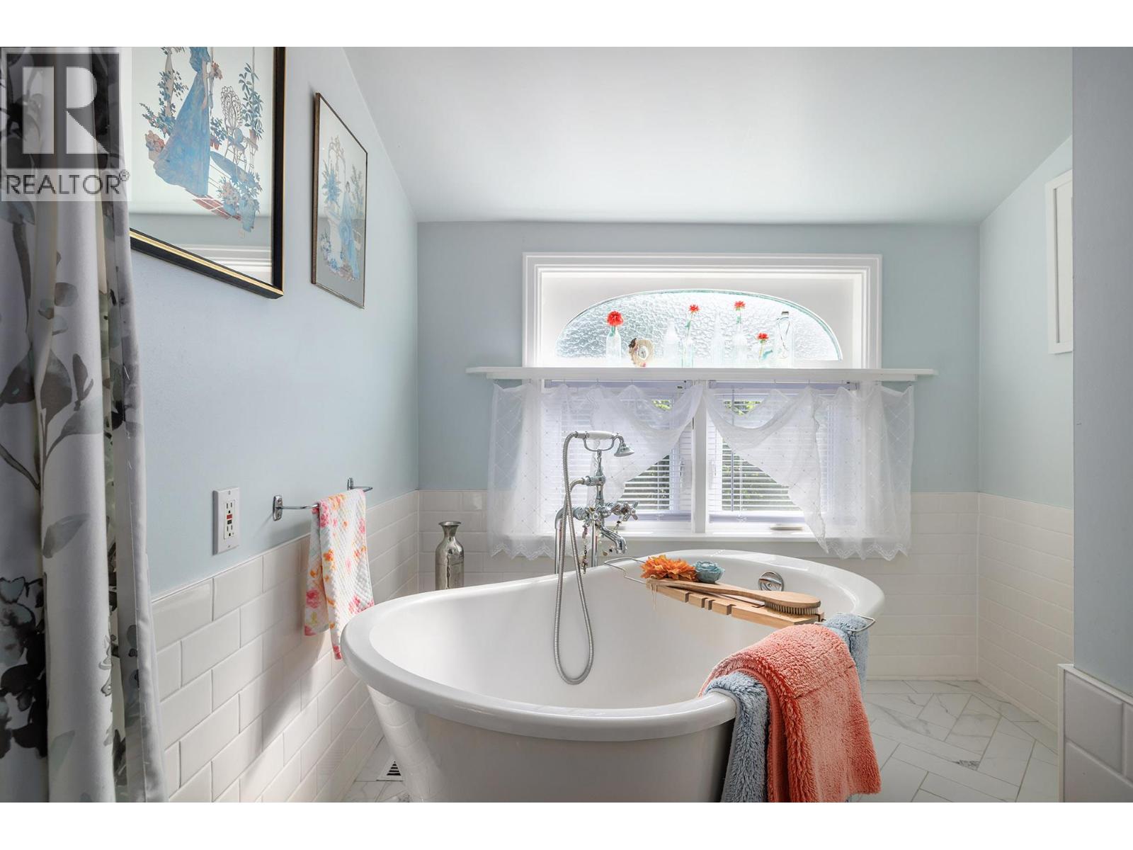 Photo 36 of 1419 Cherry Crescent W, Kelowna BC