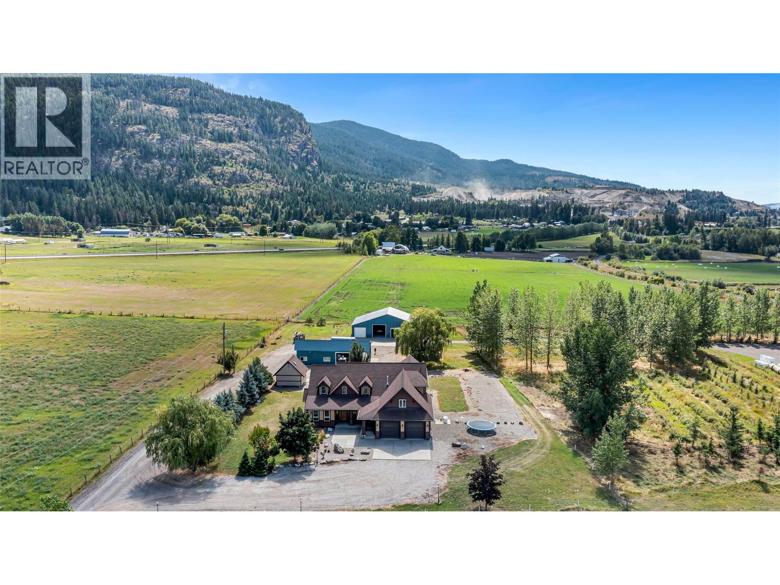 Photo 37 of 211 Pleasant Valley Cross Road, Armstrong BC