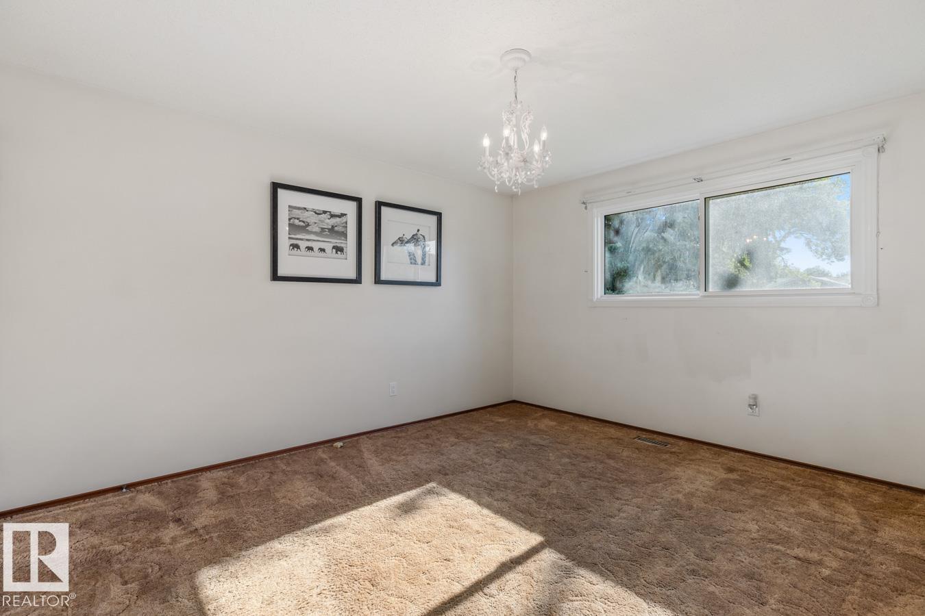 Photo 19 of 6 Strathcona Pl, Sherwood Park AB