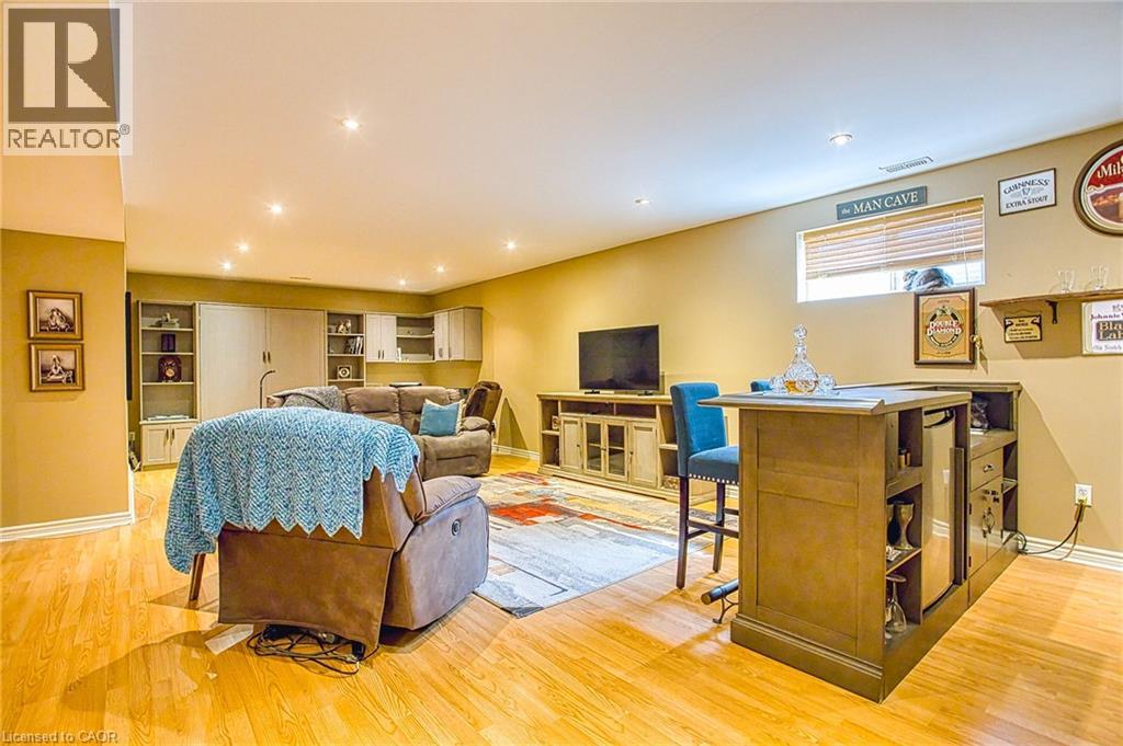 Photo 27 of 2362 Walker Court, Niagara Falls ON