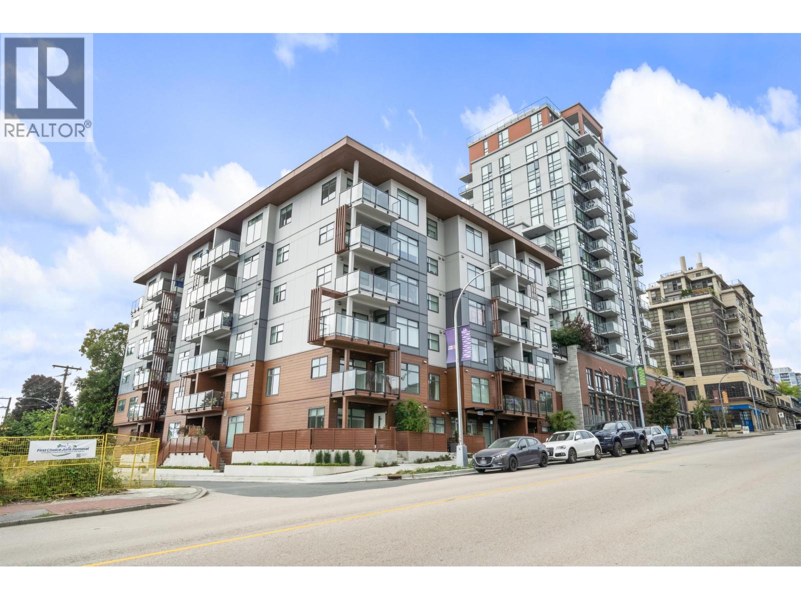 Photo 6 of 103 232 Sixth Street, New Westminster BC