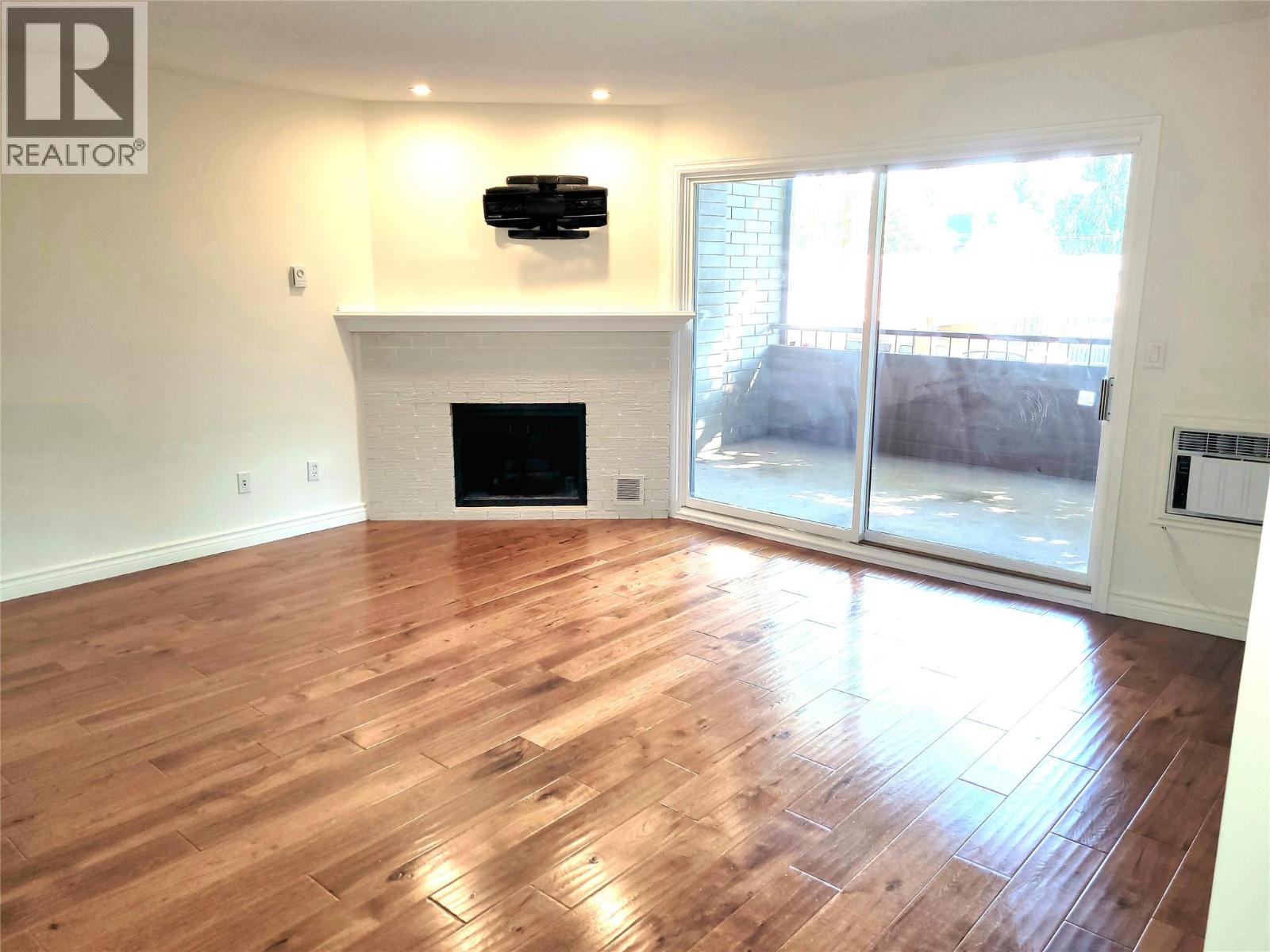 Photo 6 of 983 Bernard Avenue Unit 206, Kelowna BC