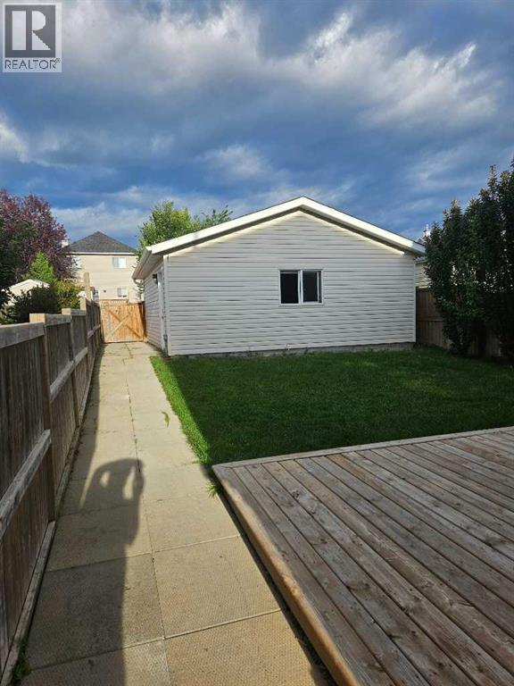 Single Family House for Sale in  Bridleglen Manor SW Bridlewood Calgary 